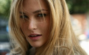 Bar Refaeli