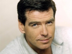 Pierce-Brosnan-pierce-brosnan-9651830-1600-1200